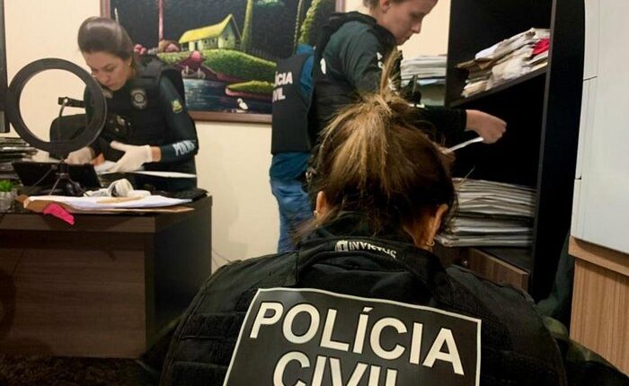 Pol Cia Investiga Dupla De Advogados Suspeita De Falsificar Decis Es