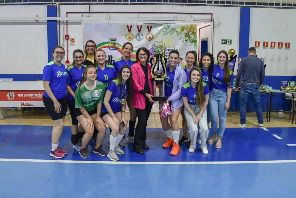 Conhecidos Os Campe Es Do Municipal De Futsal E V Lei De Selbach Je