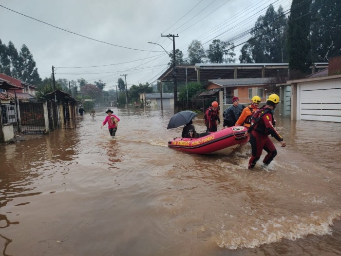 Balanço Da Defesa Civil Sobre Chuvas Intensas E Enchentes No Rs Contabiliza 47 Mortes Je Acontece 